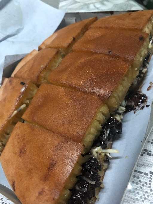 Martabak & Terang Bulan Kharisma - Dharmawangsa 6