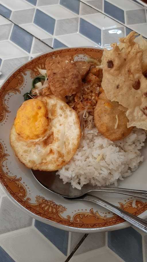 Nasi Pecel Rawon Bu City 9