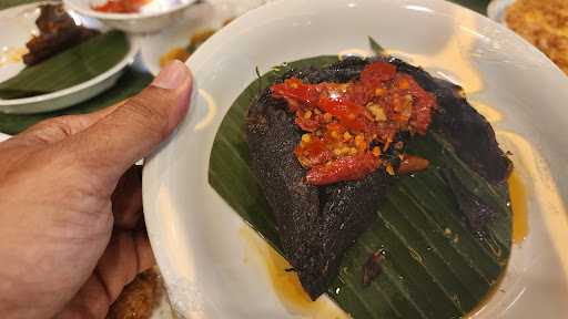 Restoran Payakumbuah - Gubeng Surabaya 9