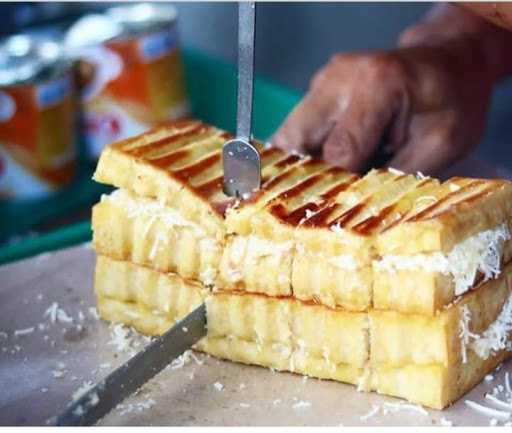 Roti Bakar 7 - Gubeng Kertajaya 8