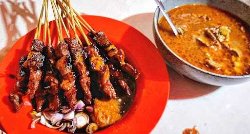 Sate Dan Gulai Kambing Pucan 6