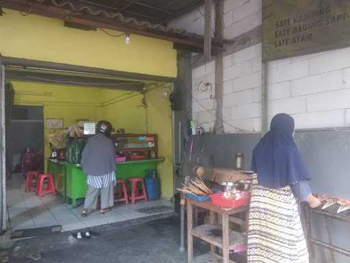 Warung Sate Dan Kare Kambing 2