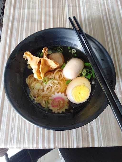 Aichi. Warung Ramen 6