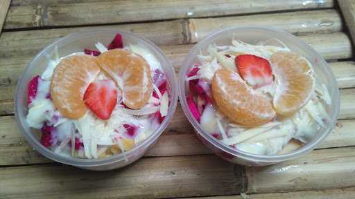 Fafa Salad Buah 4