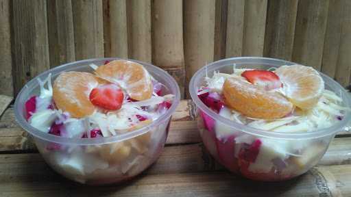 Fafa Salad Buah 3