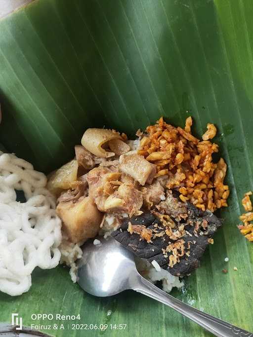 Nasi Kikil Pincuk Balgad 8