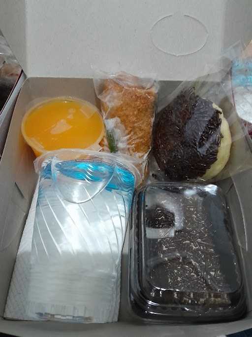 Toko Kue Seventeen Cake And Cookies 2