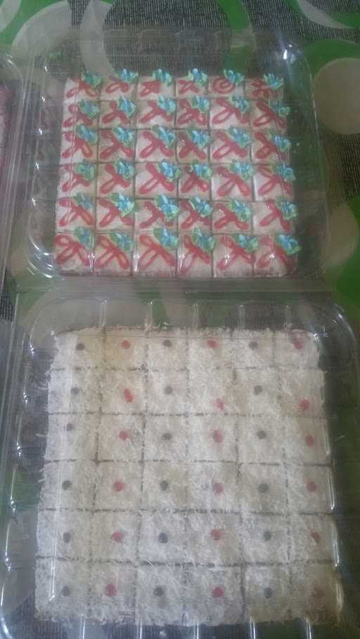 Usaha Kue Ichlas 5