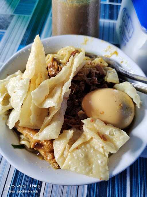 Mie Ayam Pangsit Maspur 10