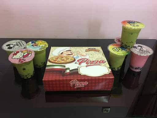 Dhesti Pizza & Bakery 7