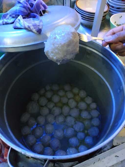 Bakso Hadirin Krebet 6