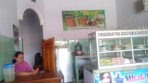 Warung Nasi Bu Lis . 2