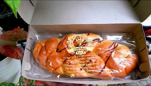 Mitra Giraf Bakery Gaji 4