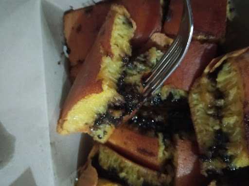 Radja Martabak & Terang Bulan 9