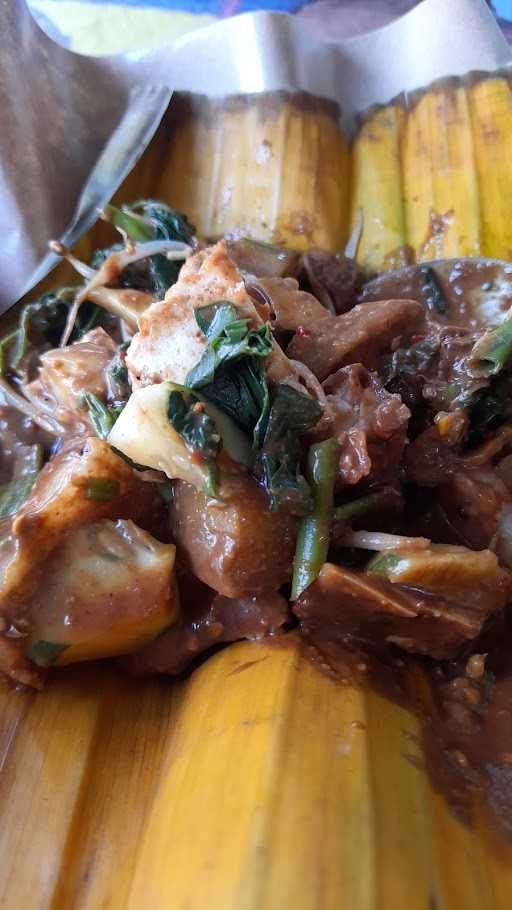 Rujak Cingur Bu Sarmi 2