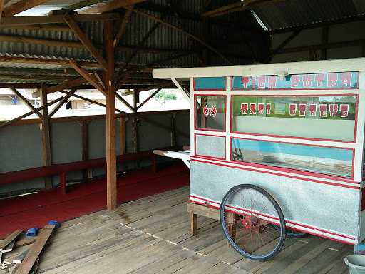 Saung Sederhana 10