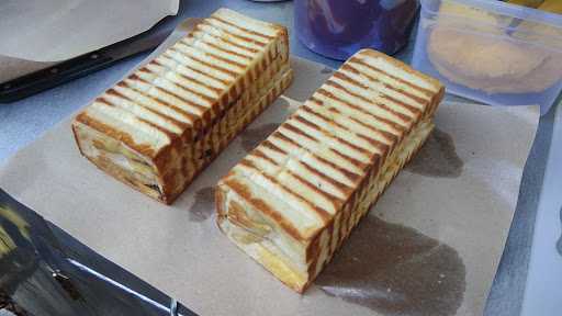 Roti Bakar Mutiara 3