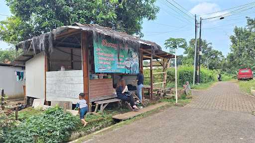 Warung Petis Mba Badriah 10