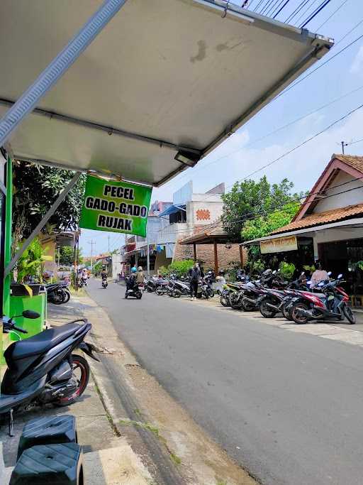 Gado-Gado Kedai Nyata 4