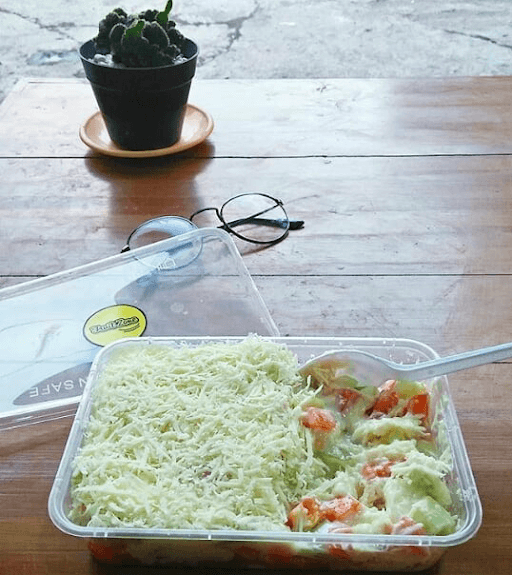 Salad Buah Zone 1