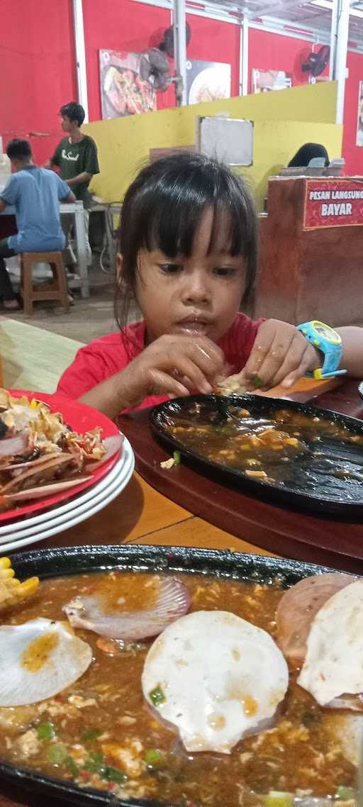 Seafood Hotplate Mas Nur 8