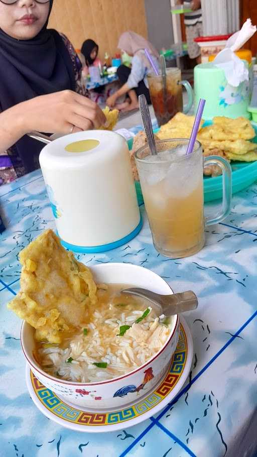 Soto Ayam Pak Man Cempaka Sari 3