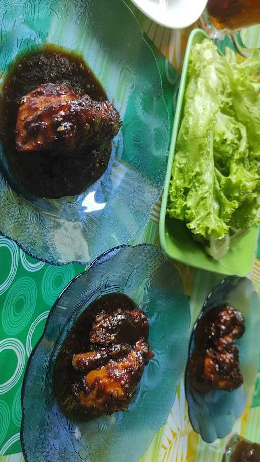 Warung Ayam Karamel Bu Fitri 1