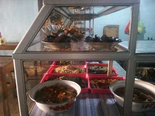 Warung Makan Bu Alvy 5