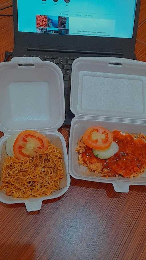 Warung Makan Legendaris Pak Matori 3