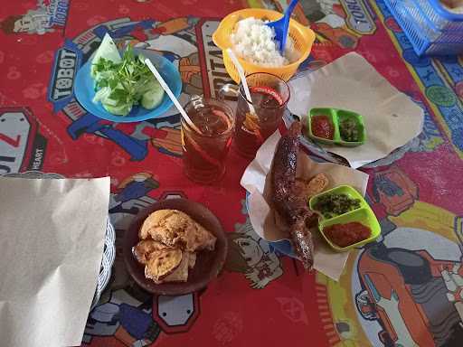 Warung Makan  Pak Otong  7