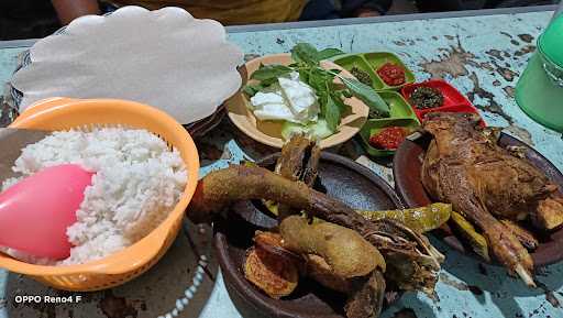 Warung Makan  Pak Otong  8