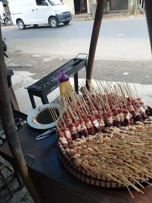 Warung Sate Pak Kumis 6