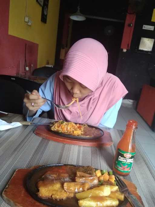 Mbs Steak, Gunung Putri 5