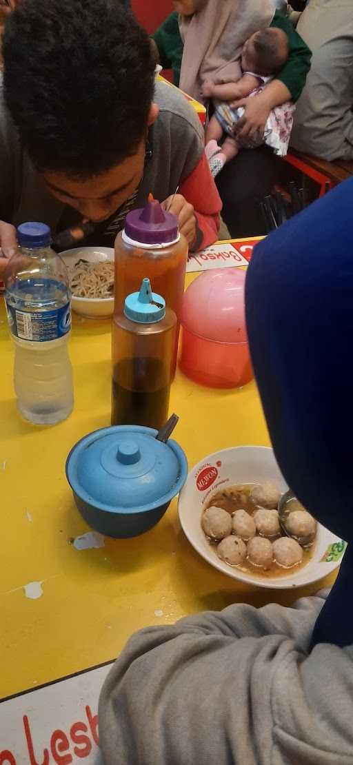 Bakso Lestari Gunungputri 10