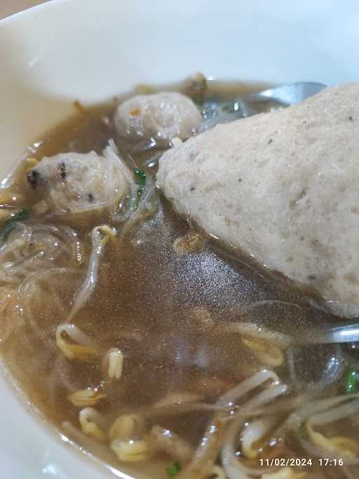 Bakso Prasmanan Pakansari Cab. Ciangsana 6