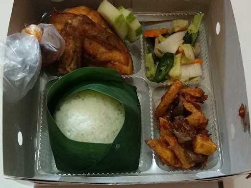 Dapur Nasi Uduk Ibu Ngasiyem 6