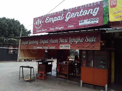 Empal Gentong Dapur Cirebonan 1