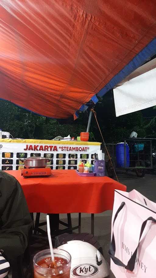 Jakarta Steamboat 9