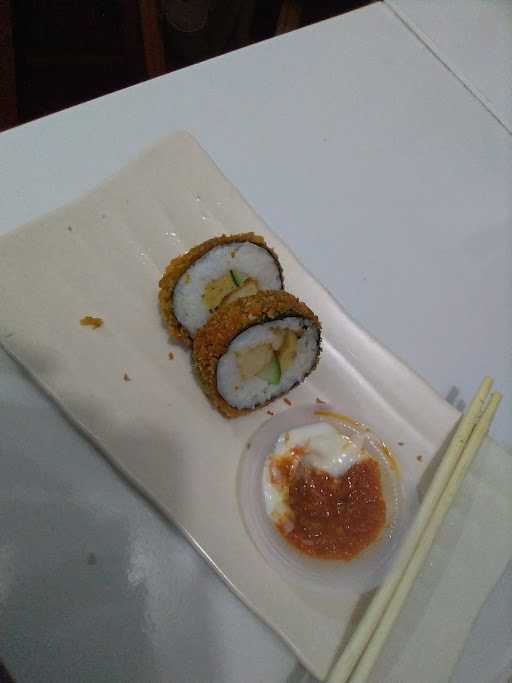 Local Rolls, Sensasi Sushi Sambal 5