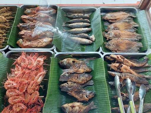 Warung Nasi Khas Cianjur Bumi Sunda 4