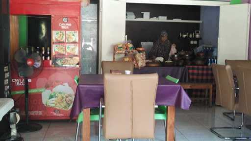 Warung Rehat Arema 1