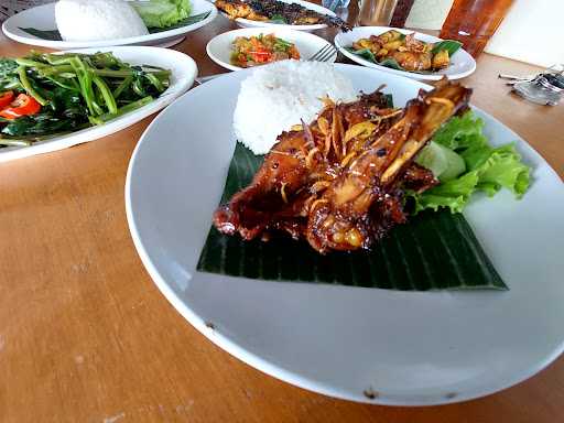 Khaira Ayam Goreng,Cabang Sudirman 7