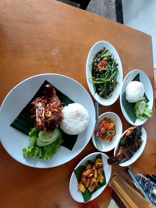 Khaira Ayam Goreng,Cabang Sudirman 2