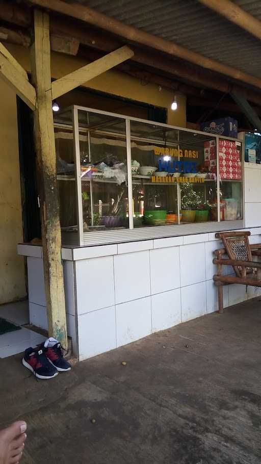 Warung Nasi Hutri 6