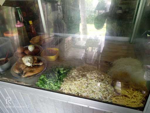 Warung Soto Ibu Maesarah 1