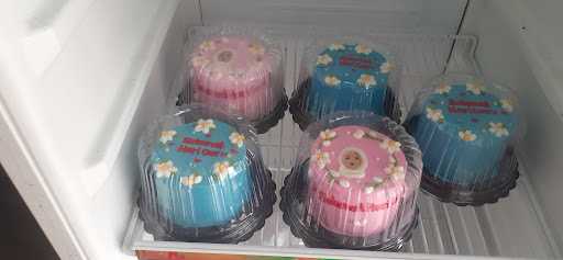 Sashera Cakes 1