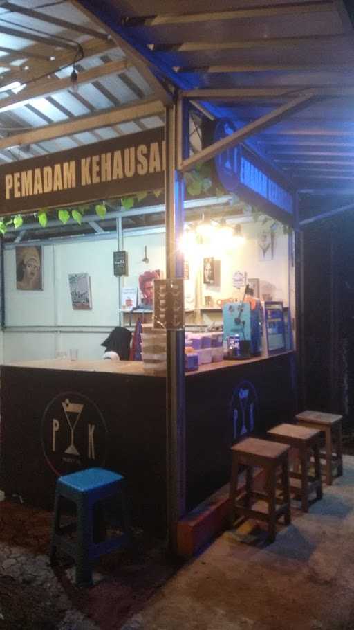 Pemadam Kehausan 1