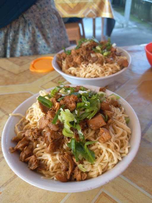 Mie Ayam Donoloyo 2