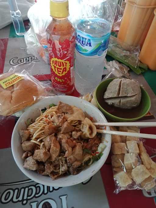 Mie Ayam Mas Bawon 1