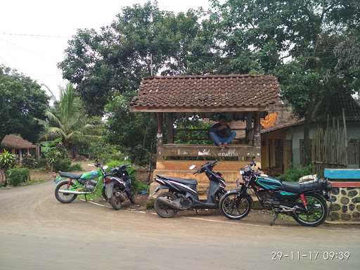 Warung Mie Ayam Mbok Kasri 3